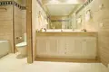 Wohnung 2 Schlafzimmer 151 m² Marbella, Spanien