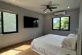 Condo 3 bedrooms 186 m² Sandy Bay, Honduras