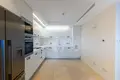 Mieszkanie 3 pokoi 159 m² Limassol, Cypr