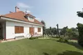 House 370 m² Erd, Hungary