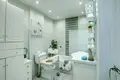 Mieszkanie 2 pokoi 75 m² Estepona, Hiszpania