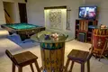 6 bedroom villa 1 025 m² Kutuh, Indonesia
