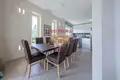 3 bedroom villa 250 m² Manerba del Garda, Italy