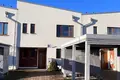 4 bedroom house 190 m² Pinki, Latvia