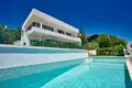 4 bedroom Villa 295 m² Estepona, Spain