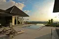 Villa de 4 dormitorios 1 000 m² Phuket, Tailandia