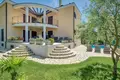 4-Schlafzimmer-Villa 350 m² Stadt Pola, Kroatien