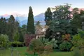 5 bedroom villa 1 360 m² Menaggio, Italy