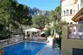 4-Schlafzimmer-Villa 259 m² Llauri, Spanien