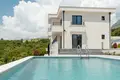 5 bedroom villa 318 m² Katun Rezevici, Montenegro