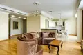 3 bedroom apartment 198 m² in Central Administrative Okrug, Russia