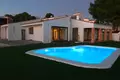 villa de 5 dormitorios 420 m² Benisa, España