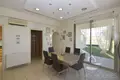 4 bedroom house 400 m² Parekklisia, Cyprus