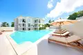 Kompleks mieszkalny New gated complex of townhouses with two swimming pools near Choeng Mon Beach, Samui, Thailand