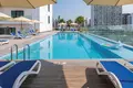 Kompleks mieszkalny SOL BAY Residence with a swimming pool and a view of Burj Khalifa, Business Bay, Dubai, UAE
