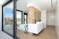 4-Schlafzimmer-Villa 330 m² Estepona, Spanien