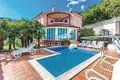 villa de 5 dormitorios 489 m² Grad Opatija, Croacia