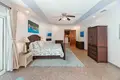 Кондо 1 спальня 177 м² Sandy Bay, Гондурас