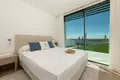 5-Schlafzimmer-Villa 455 m² Estepona, Spanien