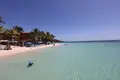 2 bedroom condo 125 m² West Bay, Honduras