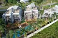 Propiedad comercial 1 100 m² en Thep Krasatti, Tailandia
