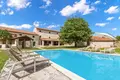 4 bedroom Villa 280 m² Grad Pula, Croatia