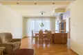 Mieszkanie 3 pokoi 75 m² Warszawa, Polska