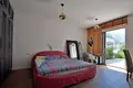 4 bedroom apartment 224 m² Dobrota, Montenegro