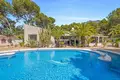 4-Schlafzimmer-Villa 358 m² Altea, Spanien