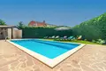 4-Schlafzimmer-Villa 160 m² Rovinj, Kroatien