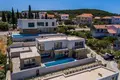 villa de 5 dormitorios 322 m² Split-Dalmatia County, Croacia