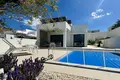 Villa de tres dormitorios 120 m² Rojales, España