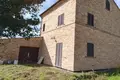 House 11 rooms 260 m² Montappone, Italy