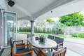 Villa mit 2 Schlafzimmern 300 m² Sakhu, Thailand