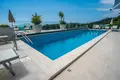 Villa 29 zimmer 1 133 m² Budva, Montenegro