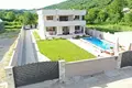 3-Schlafzimmer-Villa 314 m² Lastva Grbaljska, Montenegro