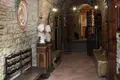 Hotel 2 000 m² in Umbria, Italy