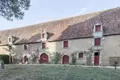 Castle 9 bedrooms 1 400 m² Tours, France