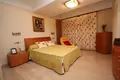 5-Schlafzimmer-Villa 670 m² Torrevieja, Spanien