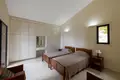 5 bedroom villa 260 m² Kamares, Cyprus