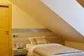 Hotel 950 m² in Grad Kastela, Croatia