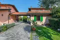 Mieszkanie 6 pokojów 130 m² Sirmione, Włochy