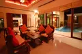 Willa 2 pokoi 328 m² Phuket, Tajlandia