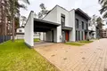 Dom 5 pokojów 663 m² Jurmała, Łotwa