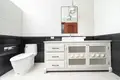 4-Schlafzimmer-Villa 640 m² Chalong, Thailand