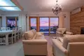 4 bedroom house 237 m² Petrovac, Montenegro