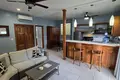 Piso independiente 1 habitacion 84 m² Roatán, Honduras