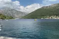 Parcelas 1 332 m² Lepetane, Montenegro