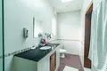 Villa mit 2 Schlafzimmern 300 m² Sakhu, Thailand