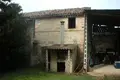 Casa 13 habitaciones 350 m² Terni, Italia
